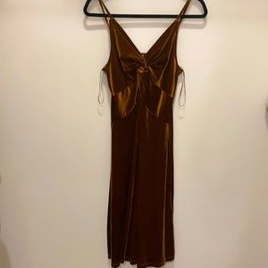 Velvet dress Urban Revivo Size 8 very new